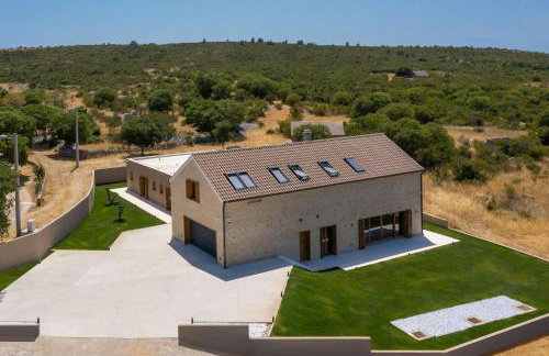 Luxury Villa Silence with Heated Pool - Photo 67