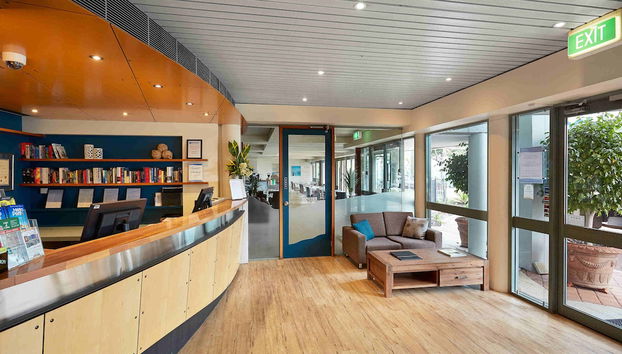 Check-in e check-out automático