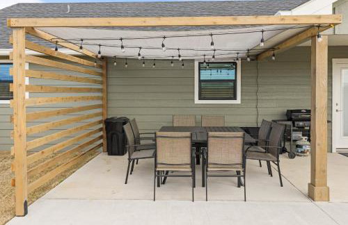 Lucky Cowboy Lodge Near WinStar - Cozy 3BR Home - Foto 26