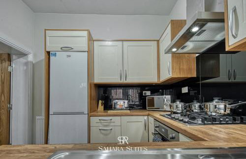 Spacious 5-Bedroom Home - Sleeps 10 - Manchester - Parking - Foto 11