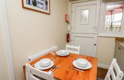 Honeysuckle Cottage - Photo 11