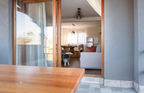 3 Bedroom Awesome Home In Gospic - Foto 7