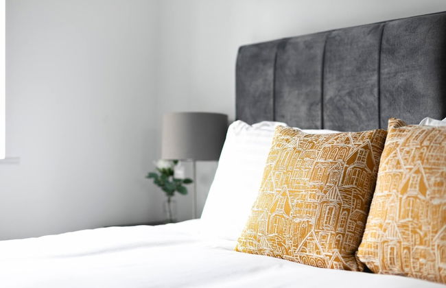 Skyvillion Vineyard Court, Enfield, 2 Bed, With Garden - Photo 5