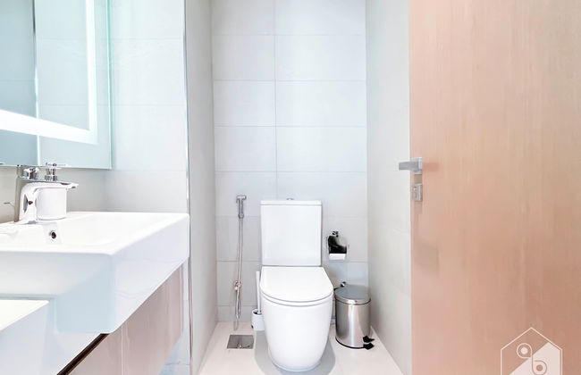 Cozy 1BR With Balcony & Views in Azizi Fawad - Photo 16