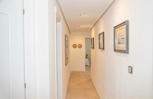 Vistas Increíbles y Confort en 1ª Línea de Playa - Photo 20