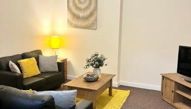 Two Bed Town Apartment - Photo 1