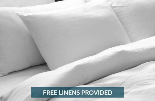 Oceanside Cottage -3BDR 2BA-Walk to Beach! - Foto 48