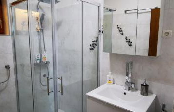 Apartment olive tree garden&poll view 4 plus 2, 130 m2 with tiki bar - Foto 39