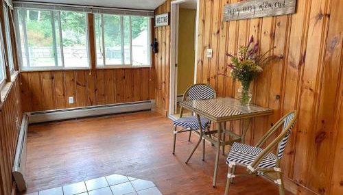 Nothing Fancy Older Pet Friendly Home near I 95 - Foto 3