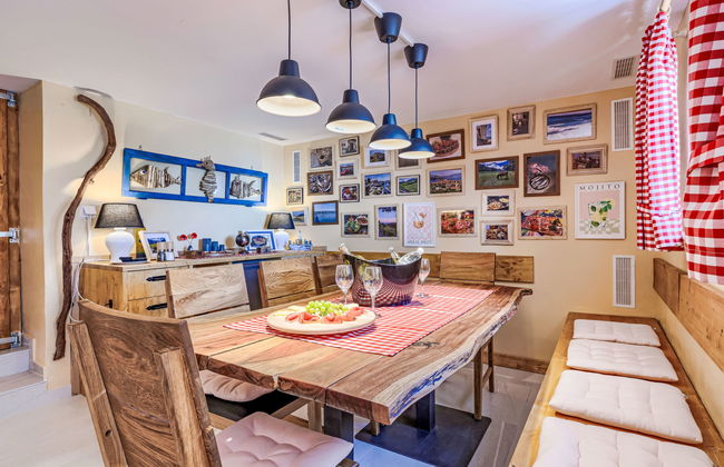 Albona Luna - Foto 46