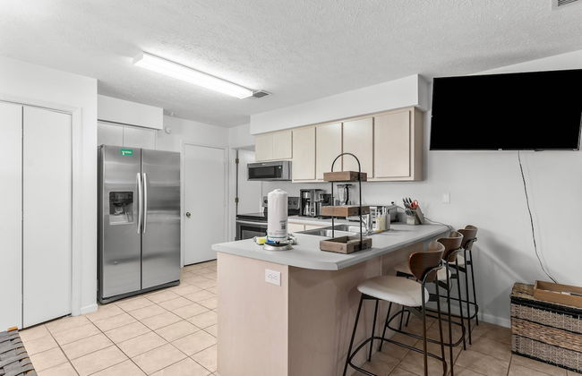 Lux min to Beach and Hospital with Hot Tub - Foto 27