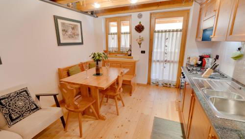 Borgo Nuovo Deluxe Apartment - Netflix, Disney plus, a 2 minuti dalle piste con garage box e parcheggio privato incluso - Foto 2