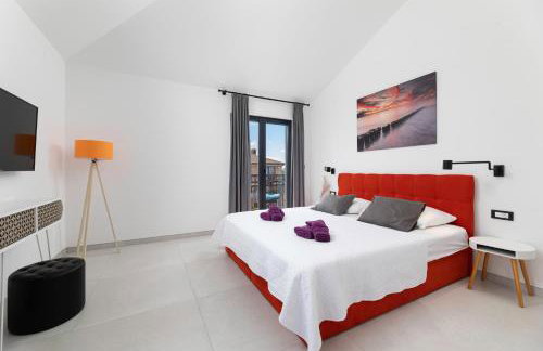 Villa Niko with heated pool, sauna and jacuzzi - Photo 38