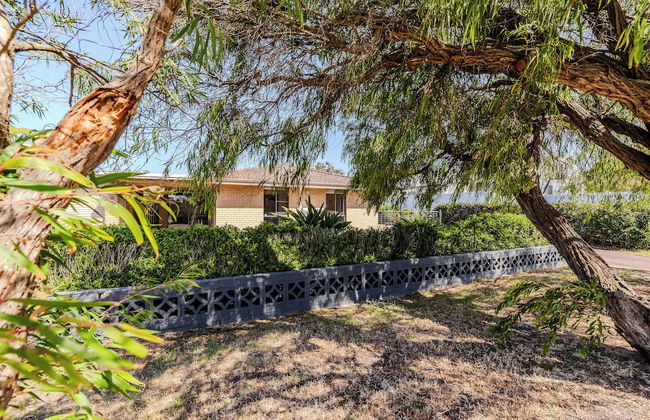 Morning Light Beach House - Photo 33