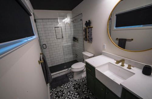 Gorgeous Modern Chalet In The Woods - Foto 30