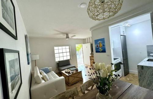 BRAND NEW! Lovely 1 Bedroom with Pool by the Beach - Foto 28