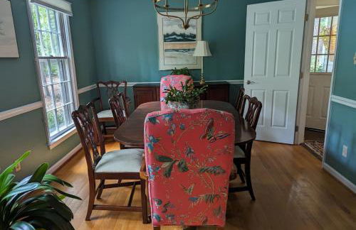 NEW! Stately 3BR25BA near Rockwood - Foto 12