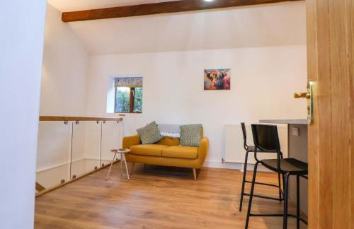 The Apple Store - Photo 4