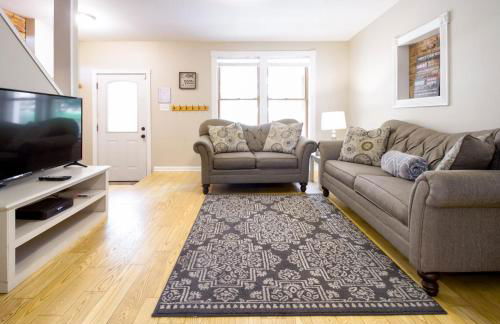 The Gray House by Gallaudet 4 BR 3 BA - Foto 7