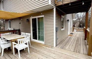 Pocono Chalet,Hot Tub,Arcade,Fireplace, Lake,Pool, Pet friendly, near Jim Thorpe No extra fees to use amenities - Foto 34