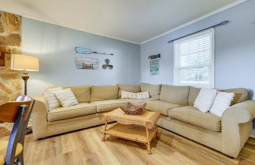 Lake Sinclair Retreat with Big Water Views and Dock! - Foto 9