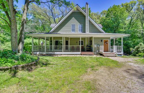 Huge Family Home with Pool - 13 Mi to Lake Michigan! - Foto 42