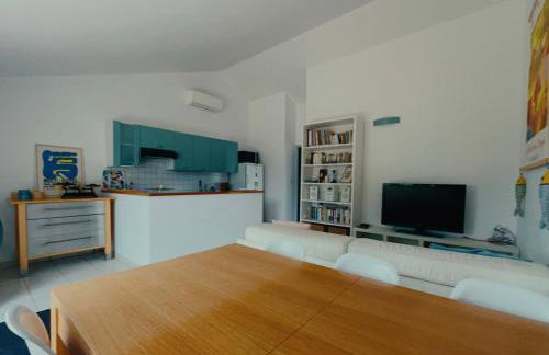 Charmante petite maison entre ville et campagne avec piscine - Foto 4