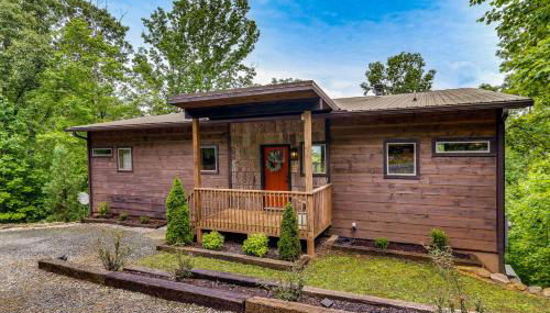 2 Decks, Grill, Hot Tub Mountain Cabin in Murphy - Foto 3