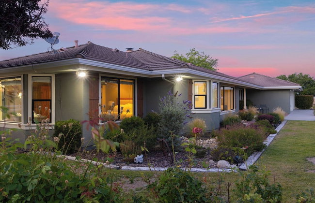 4.5 Acre Secluded Ranch w Panoramic Views • Fire Pit Olive Ranch by AvantStay - Foto 125