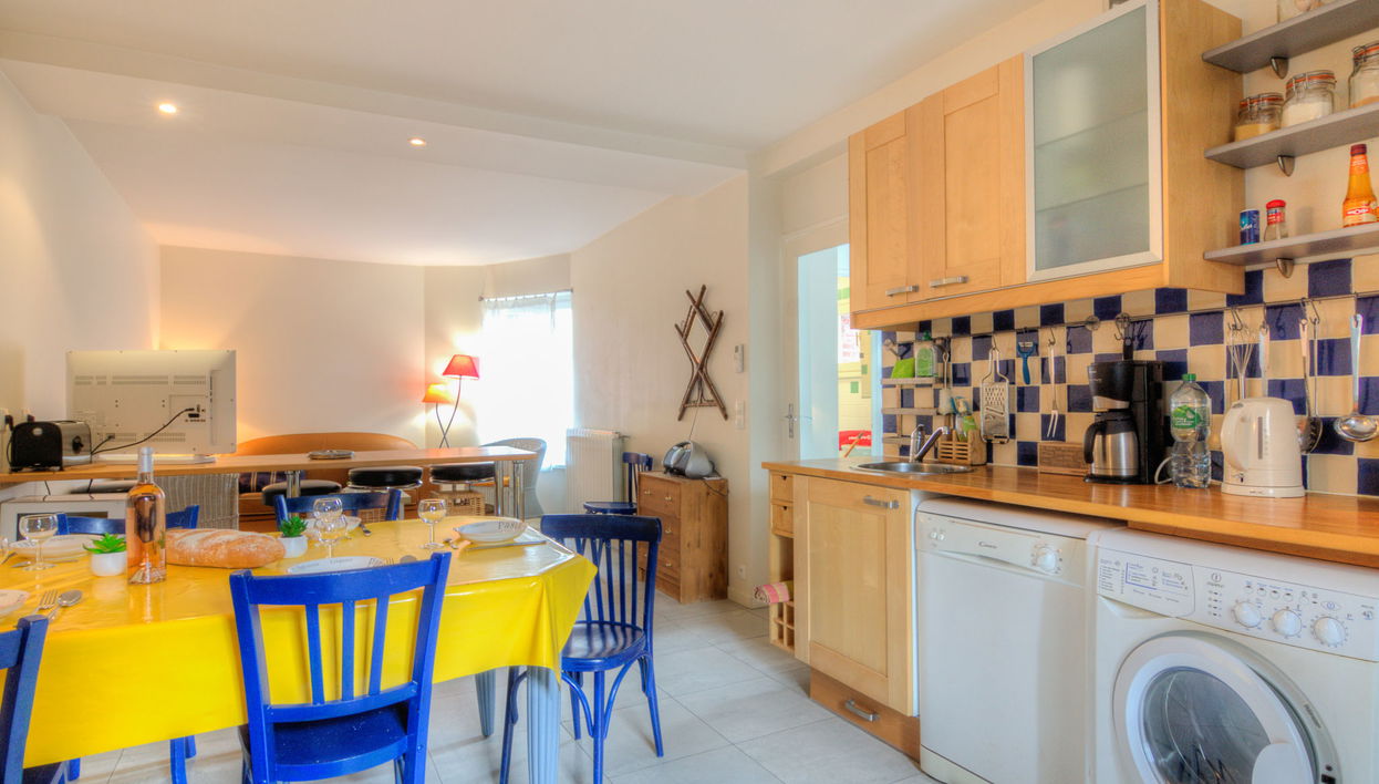 Kitchen / Dining Room