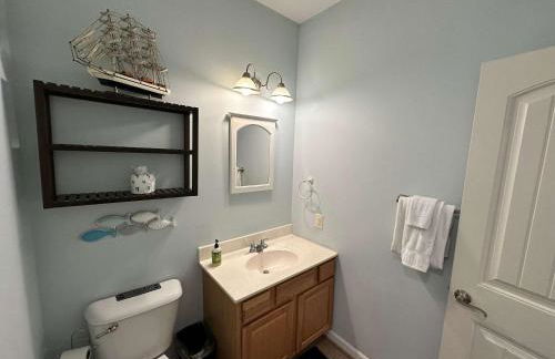 Lake It Easy - Waterfront Getaway with 7 Bedrooms - Foto 13