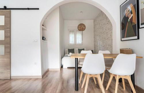 Apartment with a large patio - Foto 26