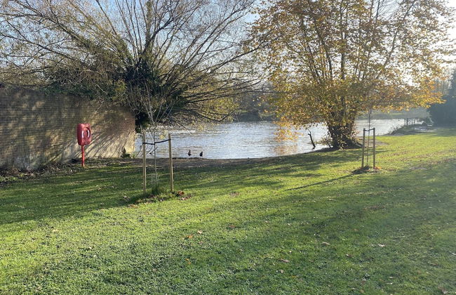 Immaculate 1-bed Apartment Near the River Thames - Foto 23