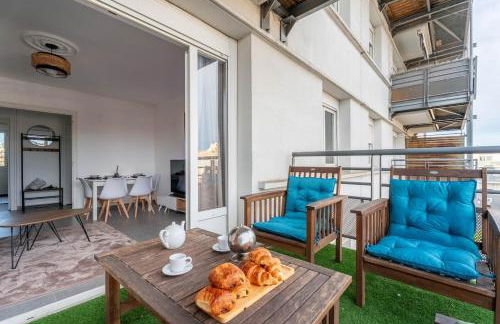 L'Excellent - Grand Cinema - Grand Marché - Netflix - Foto 12