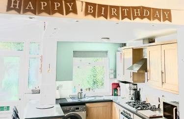 No24Sandbach - Home from Home - Exclusive Dog Friendly House & Garden - Photo 41