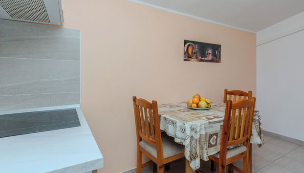 Apartment Vujic - Foto 4, Servicio de comidas en la habitación