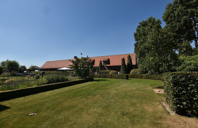 Tasteful Mansion in Lichtervelde with Hot Tub - Photo 62