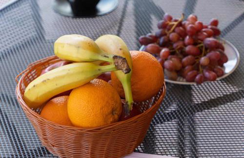 Pool House In Greenery - Happy Rentals - Foto 48