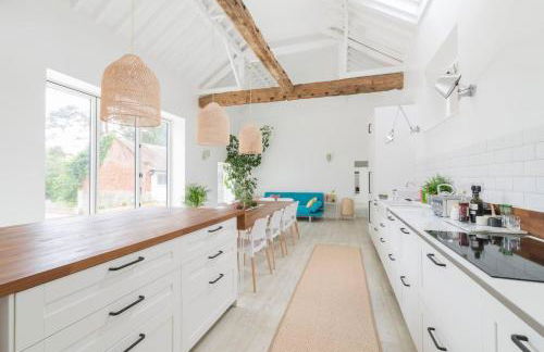 Simple Coastal Luxury near Southwold sleeps 10 - Foto 1