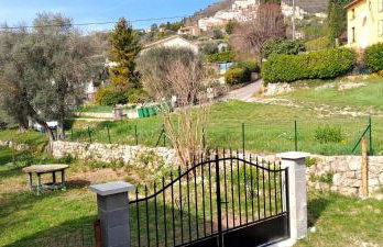 3 Bed House Sleeps 8 -Private Garden -Pets Ok - Foto 8