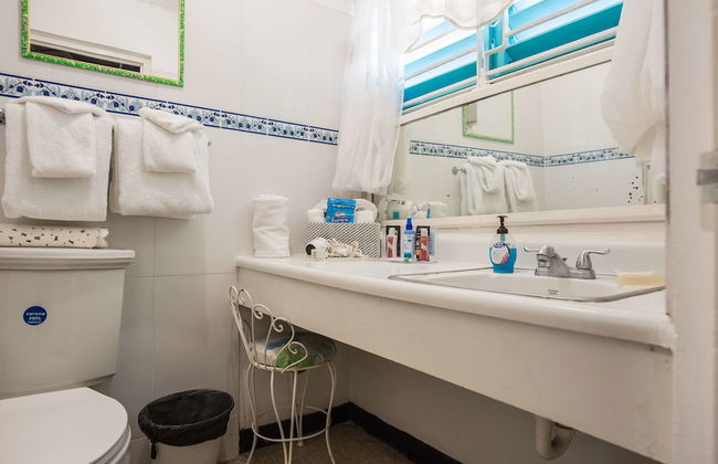 Beach Palm Villa - Photo 43