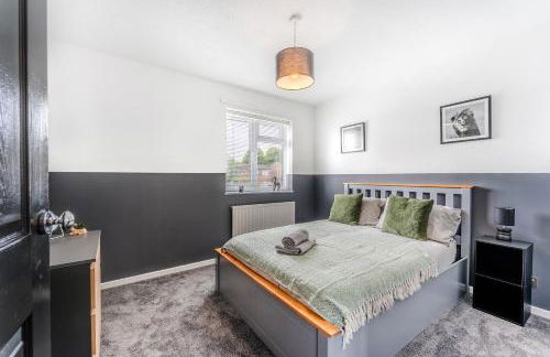 Modern 3 bed House - Photo 1