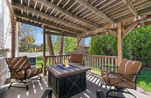 Charming Home with RV Parking - 30 miles from RMNP! - Foto 22