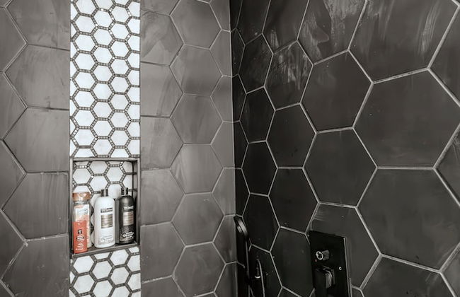 Cozy 6BR Home Near Plaza Dist -sleeps 15 - Photo 53