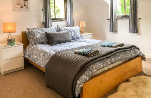 THE OLD RECTORY ROSE COTTAGE in Jacobstow 10 mins to Widemouth bay and Crackington Haven,Nearby Bude,Tintagel,Port Issac,Clovelly,PARKING FOR LARGE AND MULTIPLE VEHICLES - Foto 6