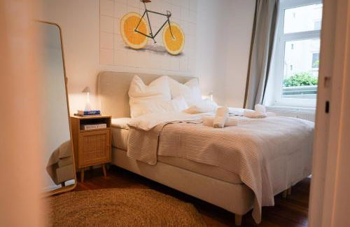 AHOI HOMES - Stilvoller Altbau im Herzen Kiels - Foto 21