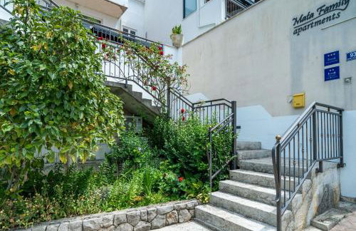 Hidden Gem Apartment - Photo 36