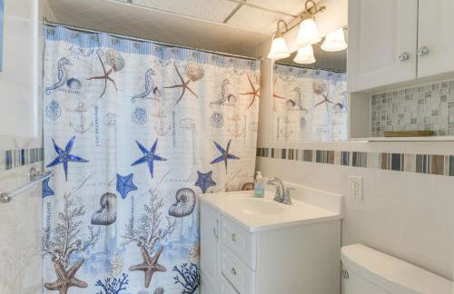 Stunning Beachfront Condo with Panoramic Ocean View - Foto 16