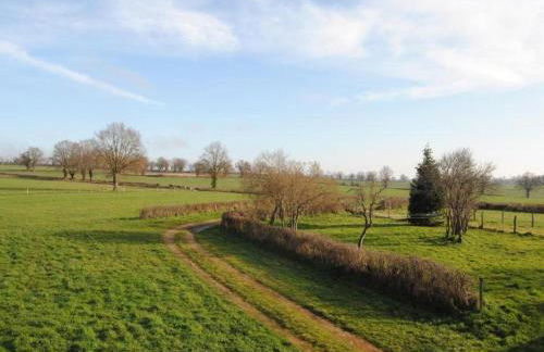 Forest Hideaway in Saint-Caprais - Foto 37