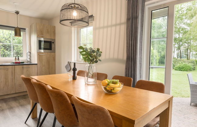 Great Thatched Villa With Solarium, in a National Park - Photo 8